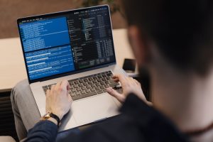 Lập Trình Viên Fullstack (Mạnh Frontend – Angular)